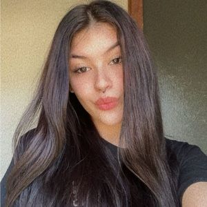 Meet your Posher, Eja